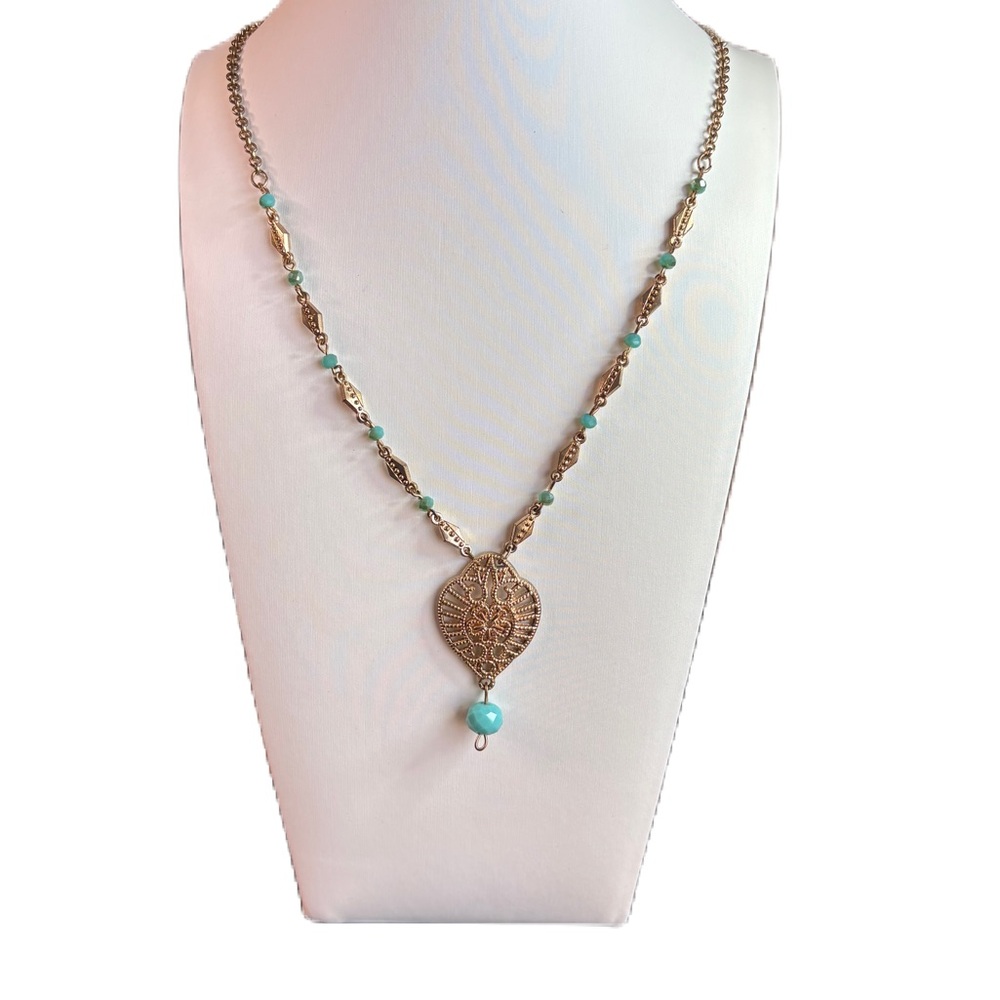 Stunning Gold and Turquoise Necklace